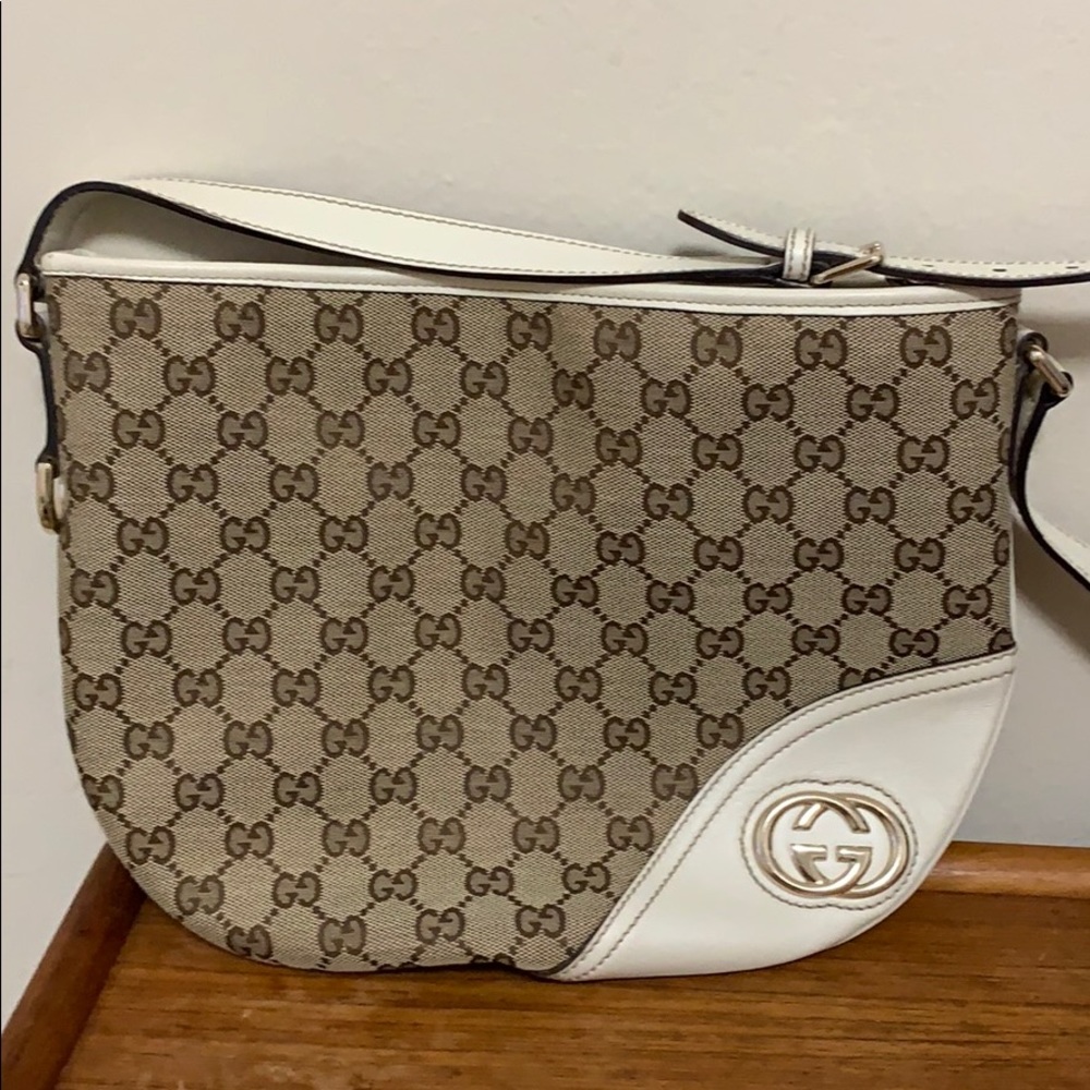 Gucci messenger